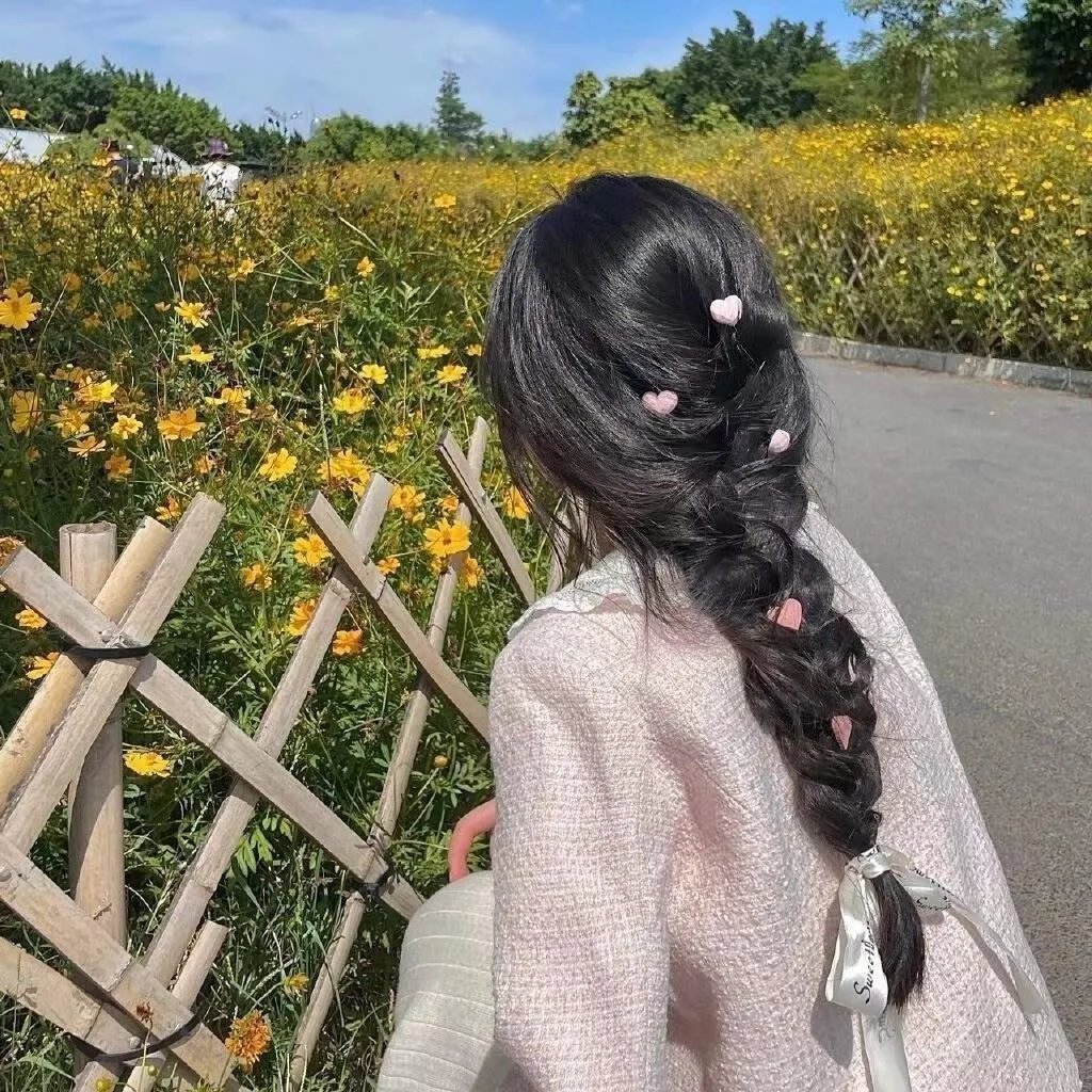 四人餐桌